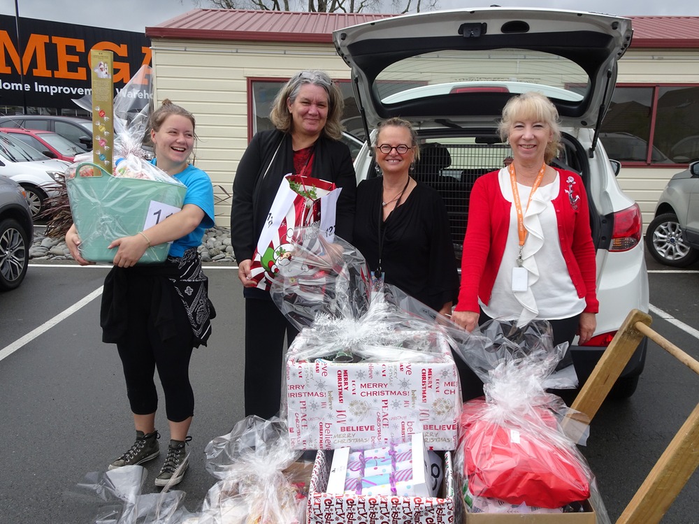 The team from the Ministry of Justice drops off hampers for Support a Family 2018